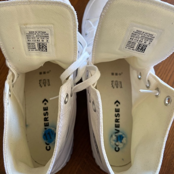White Converse Lugged 2.0 High Top Platform Sneakers Shoes - Picture 3 of 7